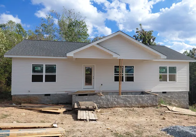 1st image of 1 Skyview Dr, Ashland City, TN 37015 | MLS# 2980524