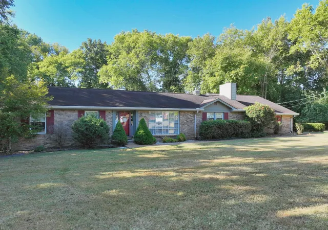 1st image of 304 Mathes Dr, Goodlettsville, TN 37072 | MLS# 2986246