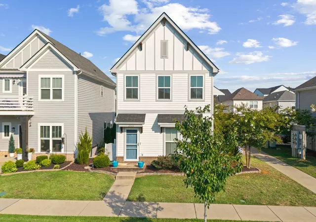 Photo 1 of Single family home for sale at 2522 Napa Valley Way, Columbia, TN 38401 | MLS# 2979277 | Listing updated on 2025-09-14