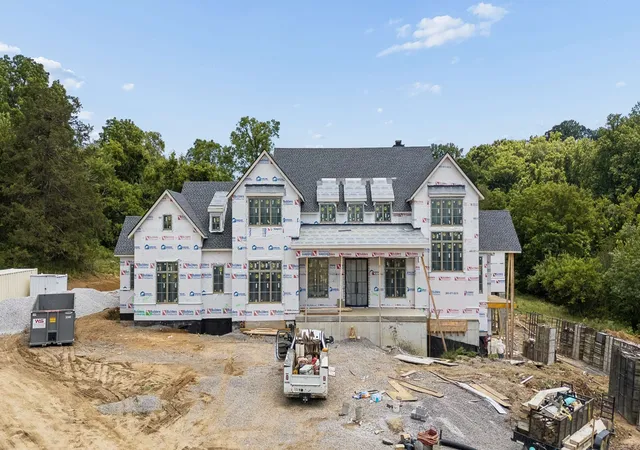 Photo 1 of Mansion for sale at 5005 Archer Springs Ln, Thompsons Station, TN 37179 | MLS# 3255410 | Listing updated on 2026-08-26