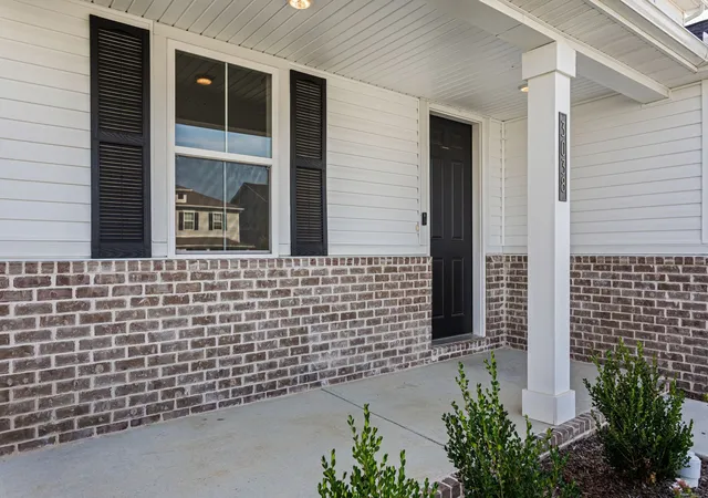 Photo 3 of Single family home for sale at 3038 Fernwood Ln, Columbia, TN 38401 | MLS# 2990936 | Listing updated on 2025-10-31