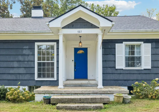 2nd image of 527 E Madison St, Pulaski, TN 38478 | MLS# 2980449