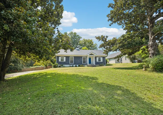 5th image of 527 E Madison St, Pulaski, TN 38478 | MLS# 2980449