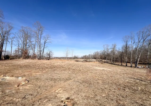 Homes for sale in Cadiz, KY | 50 Sequoyah Trail, Cadiz, KY 42211 | MLS# 2980118