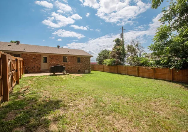 3rd image of 245 Charlemagne Blvd, Clarksville, TN 37042 | MLS# 3256701