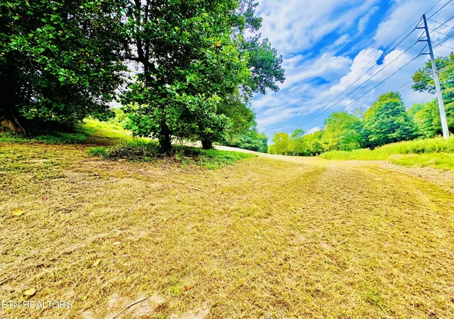 1st image of 207 Clyde Ed Rd, Kodak, TN 37764 | MLS# 3304508