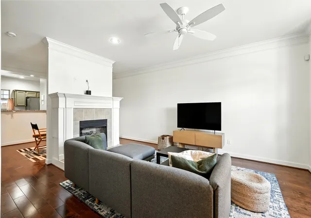 4th image of 817 S Douglas Ave, Nashville, TN 37204 | MLS# 2989138