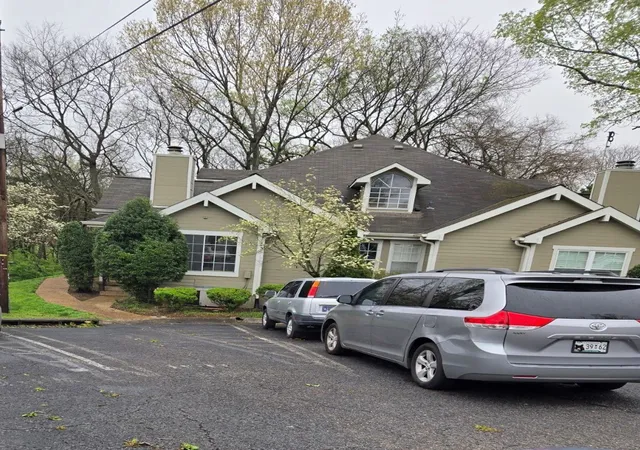 3rd image of 129 Cherry Hl Dr, Hendersonville, TN 37075