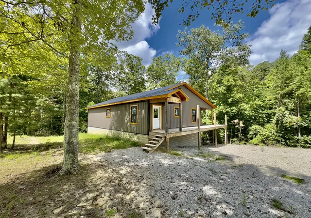 Homes for sale in Jamestown, TN | 3023 Pickett Park Hwy, Jamestown, TN 38556 | MLS# 2982107