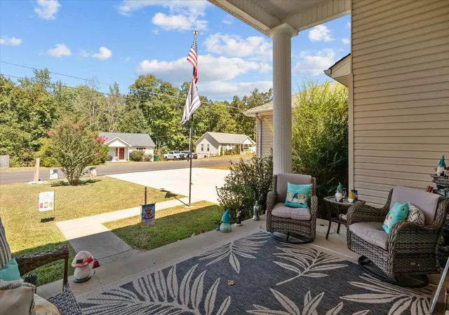 Homes for sale in Waverly, TN | 380 Station Dr, Waverly, TN 37185 | MLS# 2985458