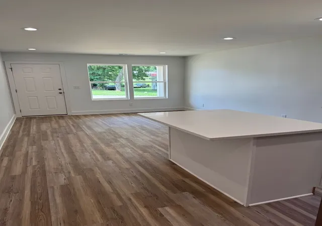 Photo 2 of Townhouse for sale at 1025 Mapleash Ave, Columbia, TN 38401 | MLS# 2985898 | Listing updated on 2026-01-07