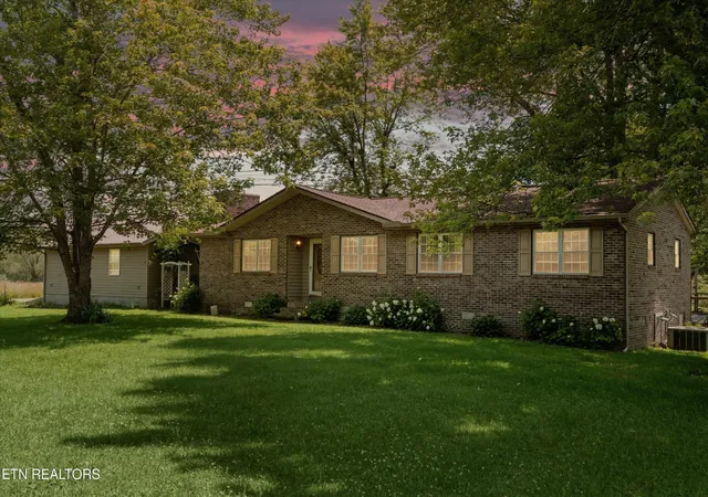 1st image of 94380 Morgan County Hwy, Sunbright, TN 37872 | MLS# 3304474