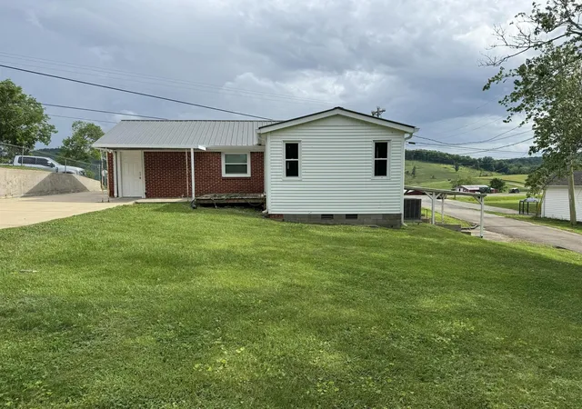 Homes for sale in Carthage, TN | 166 Old Lebanon Rd, Carthage, TN 37030 | MLS# 2987874