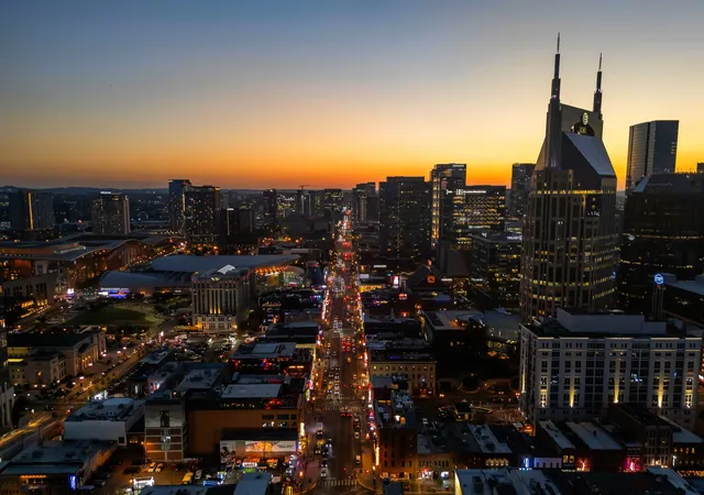 4th image of 415 Church St #PH 3002, Nashville, TN 37219 | MLS# 3190425