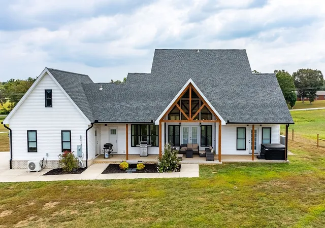 5th image of 3765 South Rd, Cadiz, KY 42211 | MLS# 2986714