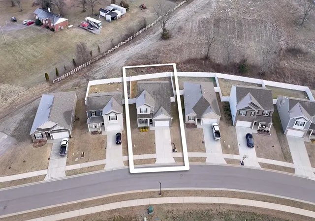 Photo 2 of Single family home for sale at 762 Pintail Pt, Lebanon, TN 37090 | MLS# 2988151 | Listing updated on 2025-10-29