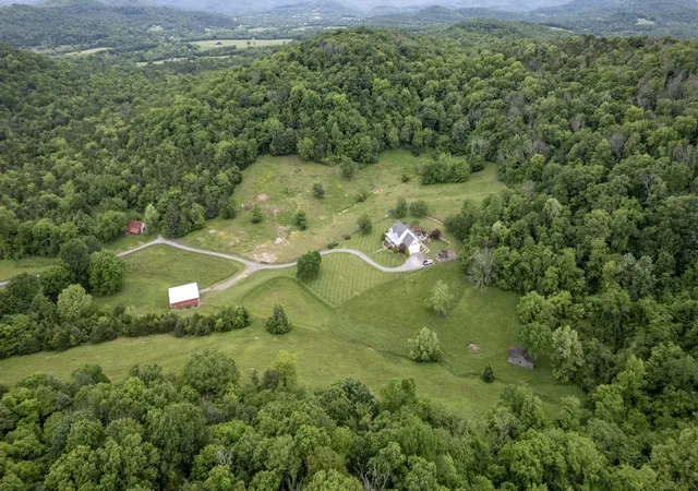 Photo 1 of Single family home for sale at 1036 Reed Hollow Rd, Readyville, TN 37149 | MLS# 2987668 | Listing updated on 2025-09-29