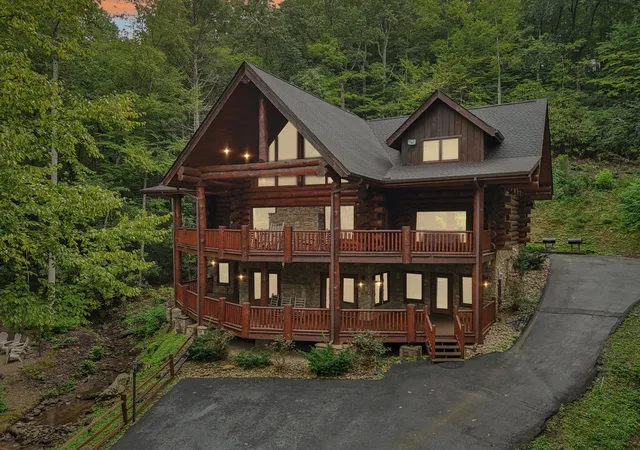 1st image of 641 Pinnacle Vista Rd, Gatlinburg, TN 37738 | MLS# 2988778