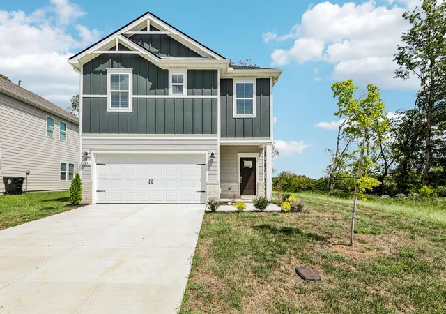 Photo 1 of Single family home for sale at 1553 Bear Branch Trce, Columbia, TN 38401 | MLS# 2989193 | Listing updated on 2026-10-28