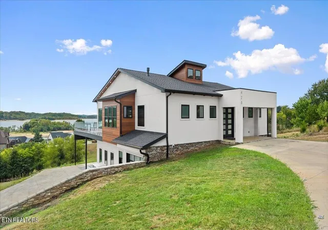 1st image of 428 River Bend Dr, Dandridge, TN 37725 | MLS# 2988359