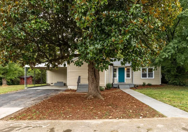 2nd image of 327 Haynes St, Lewisburg, TN 37091 | MLS# 3002224