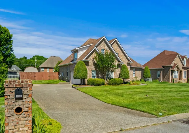 2nd image of 1020 Graceland Way, Greenbrier, TN 37073 | MLS# 2988463