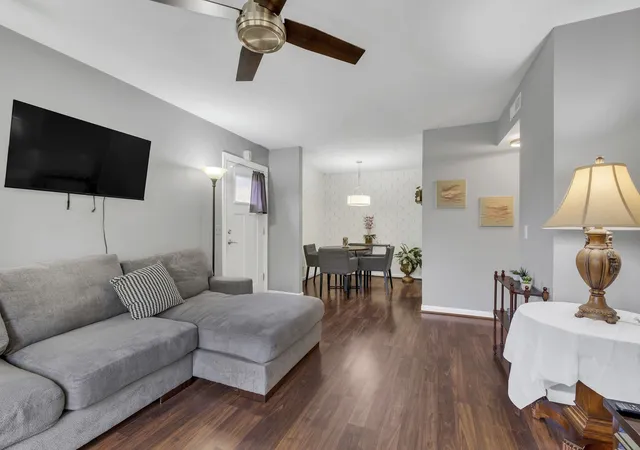2nd image of 500 Paragon Mills Rd #N4, Nashville, TN 37211 | MLS# 2988877
