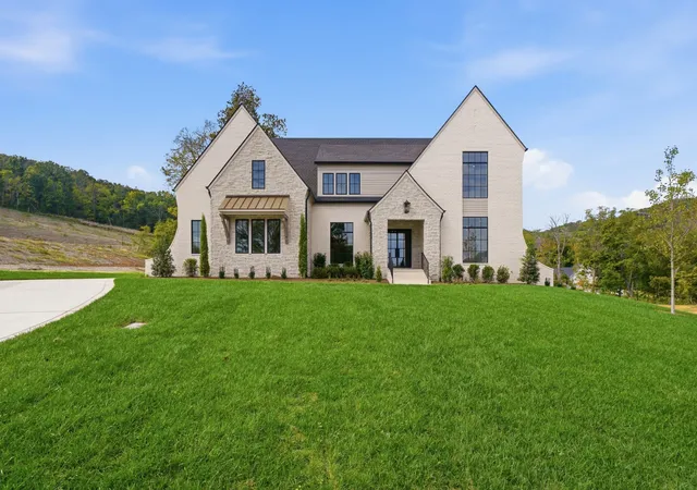 Photo 2 of Mansion for sale at 1703 Wisdom Dr, Brentwood, TN 37027 | MLS# 3196022 | Listing updated on 2026-10-19
