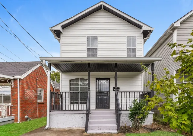 Photo 1 of Sale Pending at 1609 Wheless St, Nashville, TN 37208 | MLS# 2989203 | Listing updated on 2025-09-26