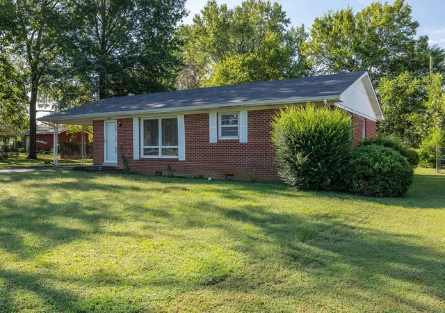 Homes for sale in Lawrenceburg, TN | 607 2nd St, Lawrenceburg, TN 38464 | MLS# 2992133