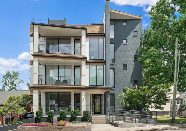 2nd image of 204 Acklen Park Dr #302, Nashville, TN 37203 | MLS# 2990669