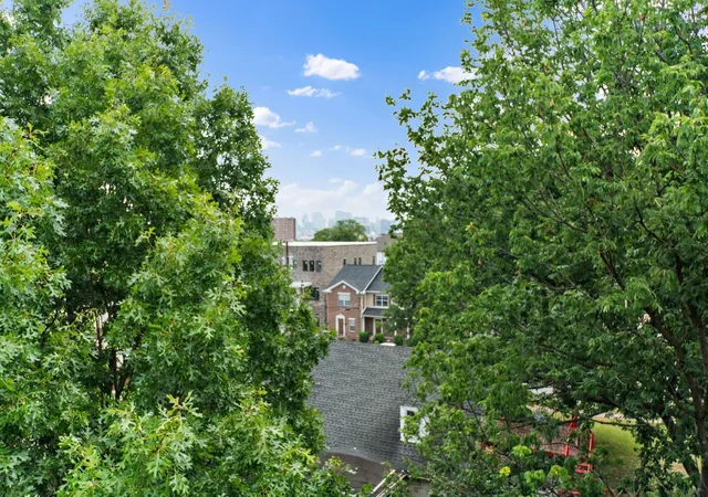 35th image of 204 Acklen Park Dr #302, Nashville, TN 37203 | MLS# 2990669