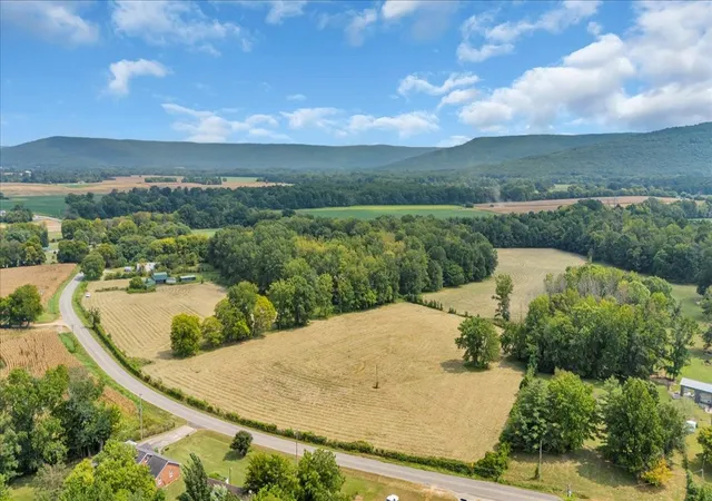 2nd image of 8084 Old Alto Hwy, Decherd, TN 37324 | MLS# 2990938