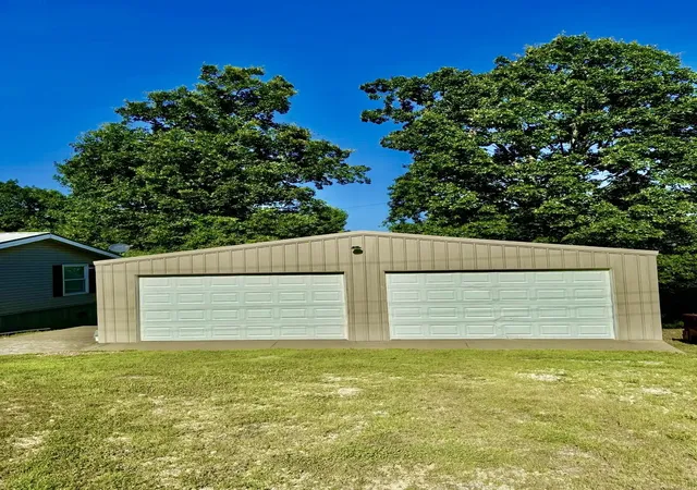 Photo 3 of Manufactured home for sale at 46 Blf Point Ridge Rd, Waverly, TN 37185 | MLS# 3035155 | Listing updated on 2026-01-03
