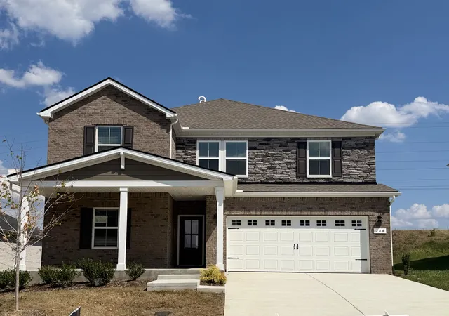 Photo 1 of Single family home for sale at 284 Astoria Dr, Hendersonville, TN 37075 | MLS# 2991100 | Listing updated on 2026-10-06