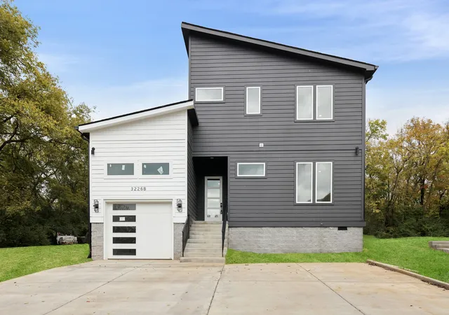 2nd image of 3226b Curtis St, Nashville, TN 37218 | MLS# 3037988