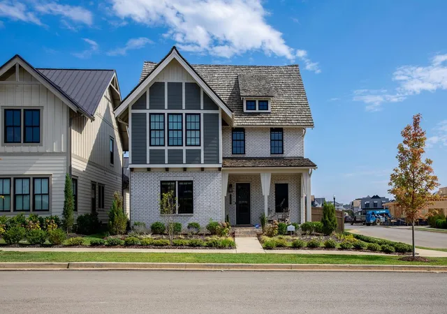1st image of 103 Saddlewalk Dr, Thompson's Station, TN 37179 | MLS# 2991441