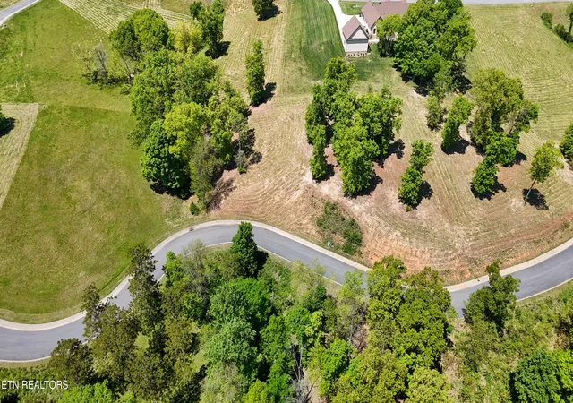 Homes for sale in Morristown, TN | 2069 Edgewater Sounds, Morristown, TN 37814 | MLS# 3128120