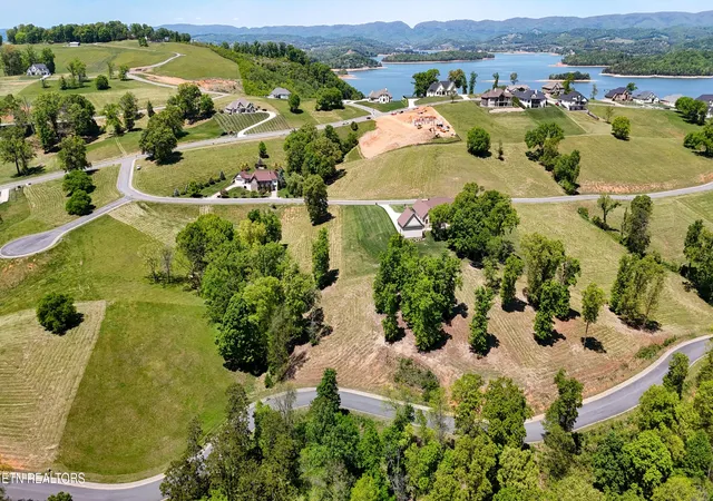 Homes for sale in Morristown, TN | 2069 Edgewater Sounds, Morristown, TN 37814 | MLS# 3128120