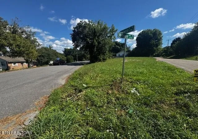 1st image of 2739 Wilson Ave, Knoxville, TN 37914 | MLS# 2996810