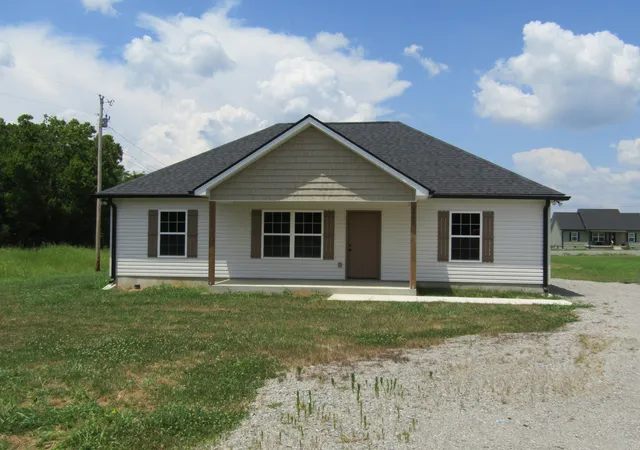 Homes for sale in Lewisburg, TN | 1600 Larry Dospil Dr, Lewisburg, TN 37091 | MLS# 2991883