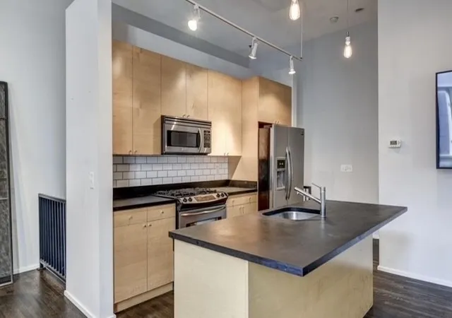3rd image of 500 Madison St, Nashville, TN 37208