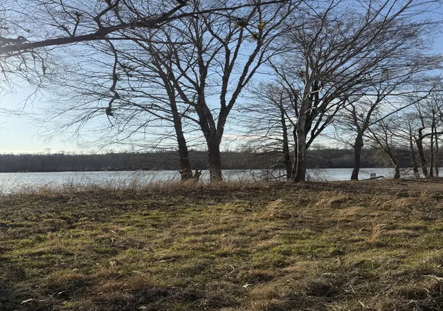 2nd image of 425 Hardin Bottom Rd, Clifton, TN 38425 | MLS# 2992562