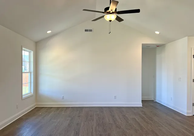 3rd image of 122 Magnolia Cir, Franklin, KY 42134 | MLS# 2993467