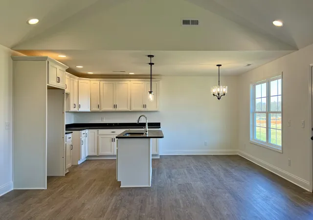 4th image of 122 Magnolia Cir, Franklin, KY 42134 | MLS# 2993467