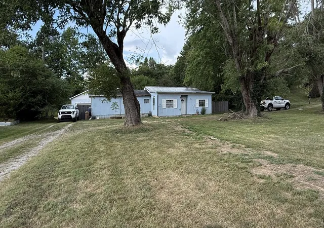 Homes for sale in Livingston, TN | 323 Kennedy St, Livingston, TN 38570 | MLS# 2992776