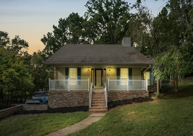 2nd image of 2014 Crencor Dr, Goodlettsville, TN 37072 | MLS# 2993257