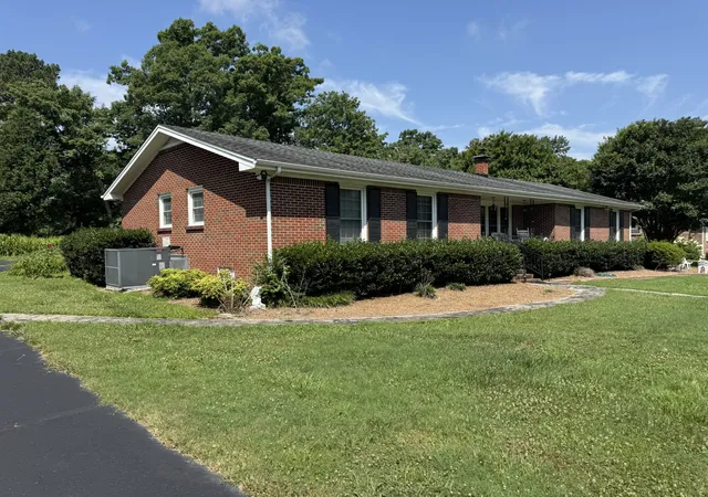 1st image of 1403 Flippin Dr, Lafayette, TN 37083 | MLS# 2998682