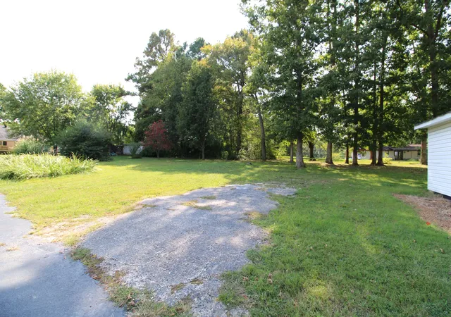31st image of 1403 Flippin Dr, Lafayette, TN 37083 | MLS# 2998682