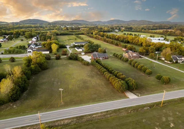Homes for sale in Bell Buckle, TN | 215 Hwy 82 E, Bell Buckle, TN 37020 | MLS# 3007358